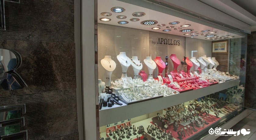 نمای فروشگاه های هتل کرومار